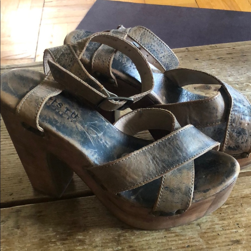 Bed Stu Madeline Distressed Platform Heels - Picture 2 of 7